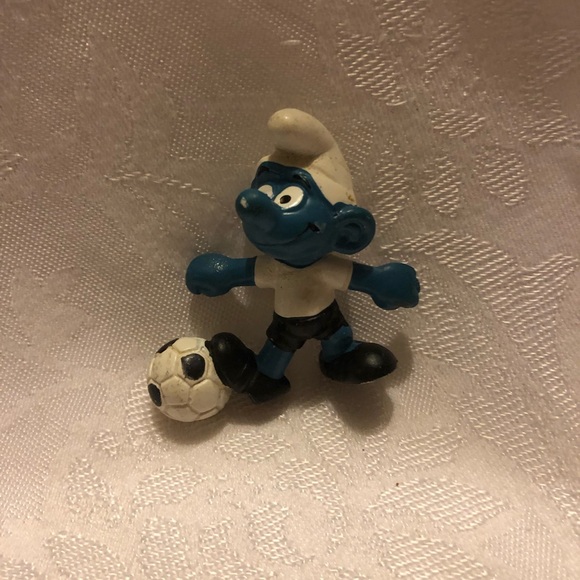 Rare Vintage 20068 , 1977 Peyo Watchman Soccer footballer Smurf Figurine - Picture 7 of 7